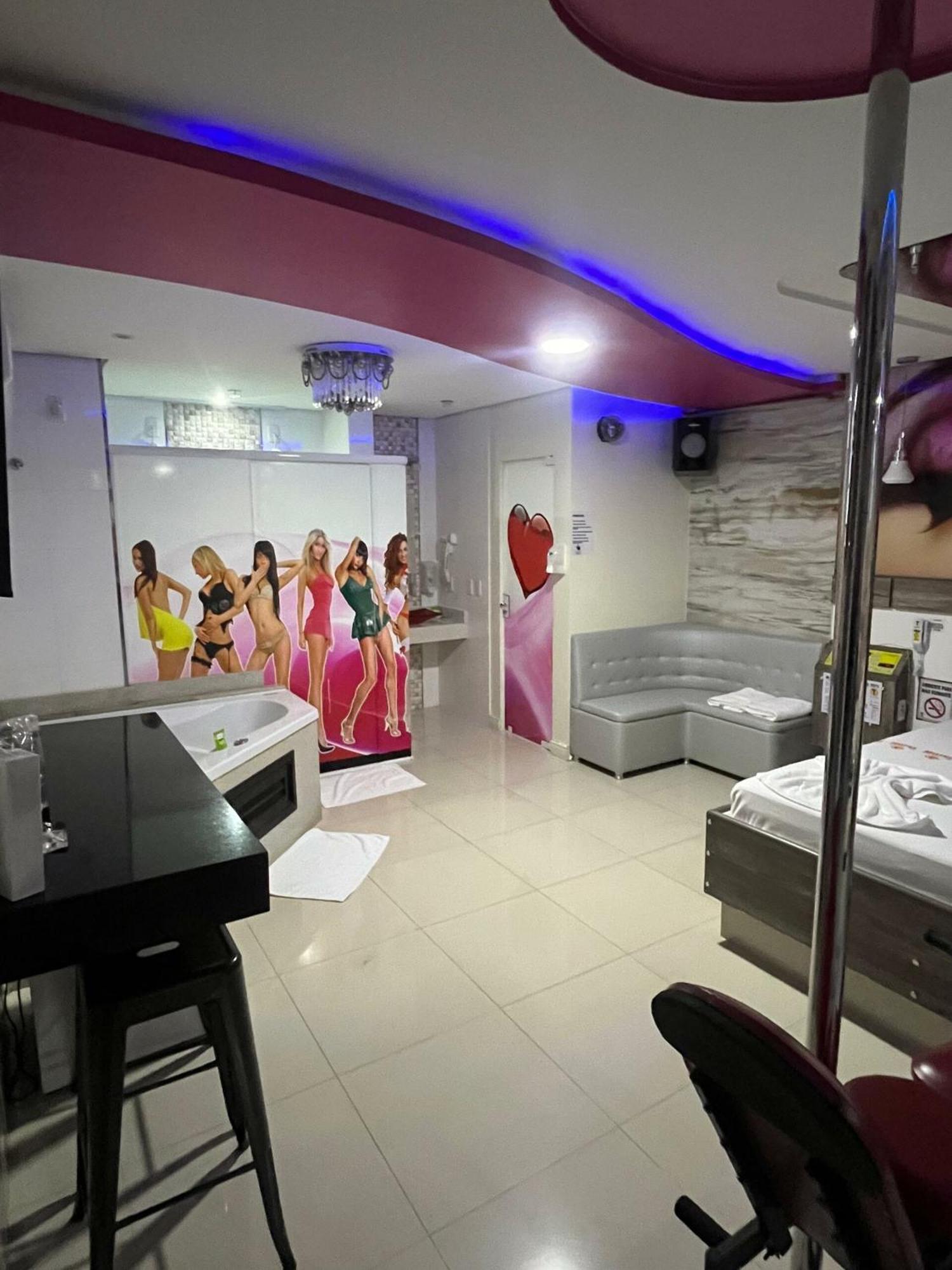 Motel Drive In T - Prolongamento Da Avenida Getulio Vargas Facil Acesso Ao Shopping Patio Шапеко Екстер'єр фото